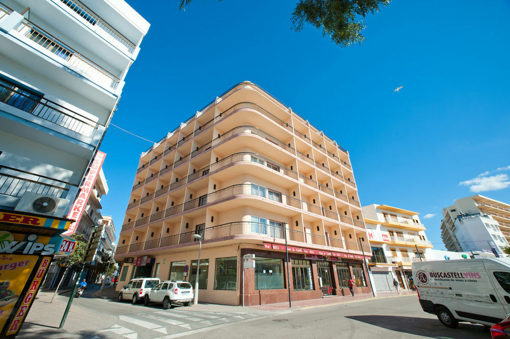 The Red Hotel By Ibiza Feeling - Adults Only Sant Antoni de Portmany Esterno foto